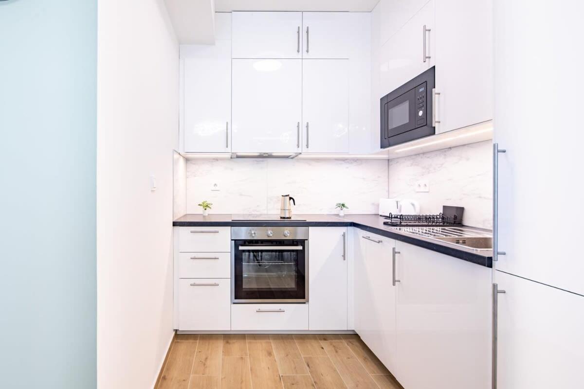 Free Parking - Balcony - Sunny - New Apartamento Budapeste Exterior foto